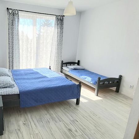 Emada- Pokoje Goscinne I Studia Ostrowo  Habitación foto